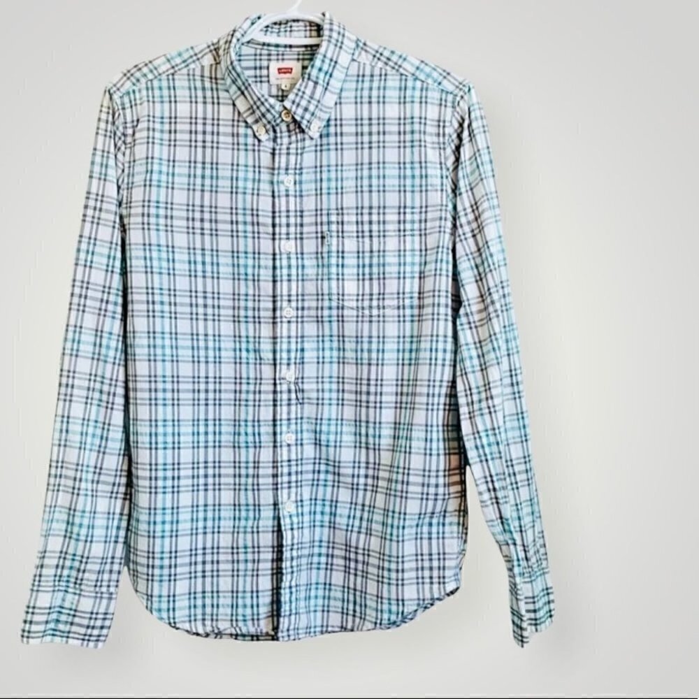 Levi’s Men’s Plaid Button Shirt